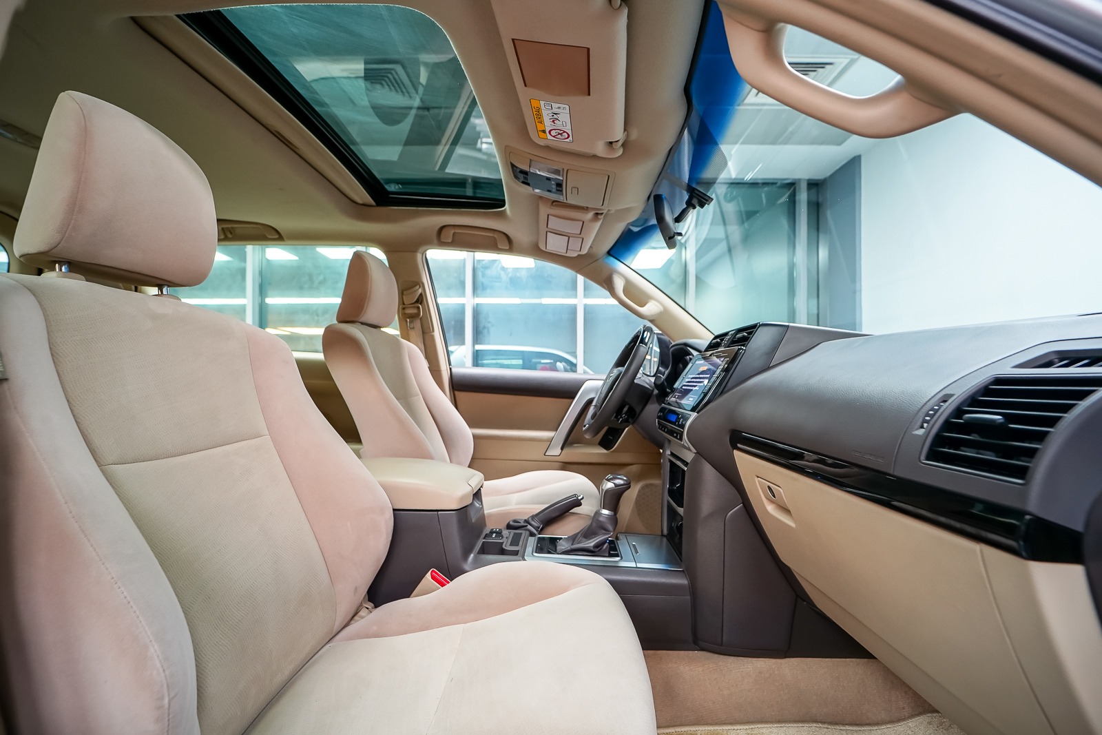 2018 Toyota Land Cruiser Prado GXR – Reliable Full-Size 4x4 SUV (GCC Specs) - Image 5