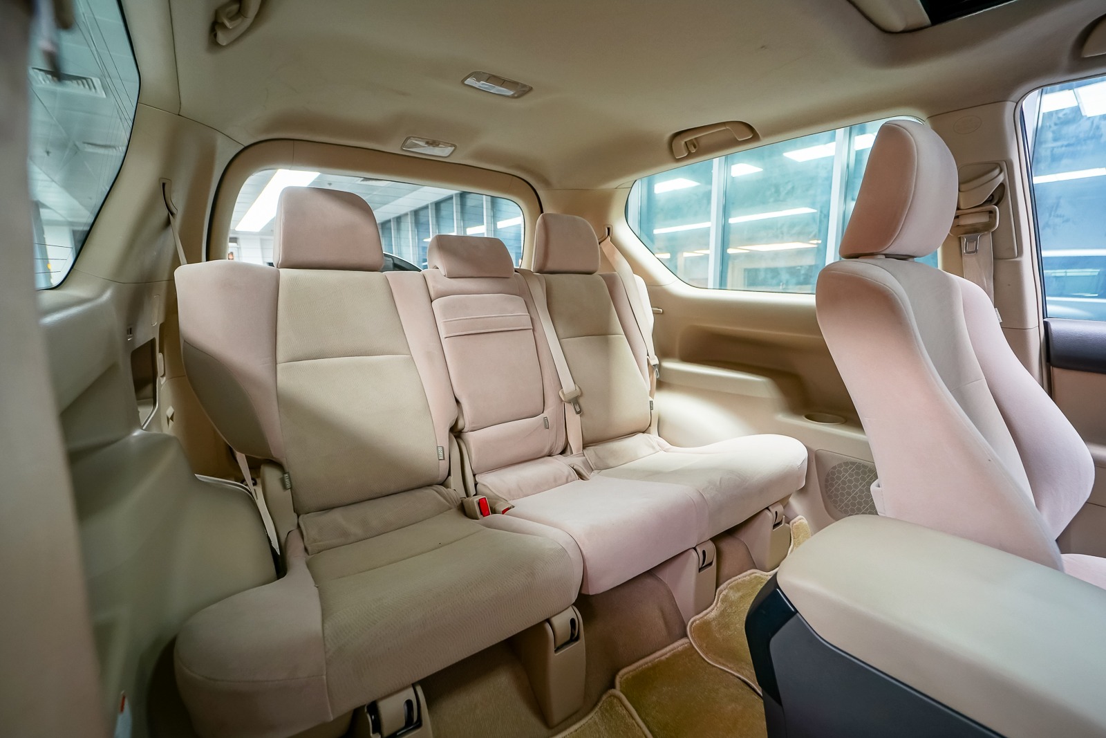 2018 Toyota Land Cruiser Prado GXR – Reliable Full-Size 4x4 SUV (GCC Specs) - Image 6