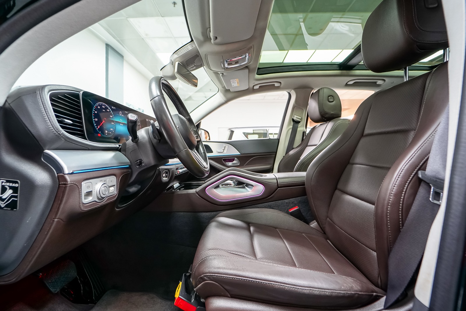 2019 Mercedes-Benz GLE 450 AMG Line 4MATIC – Luxury Family SUV (GCC Specs) - Image 7